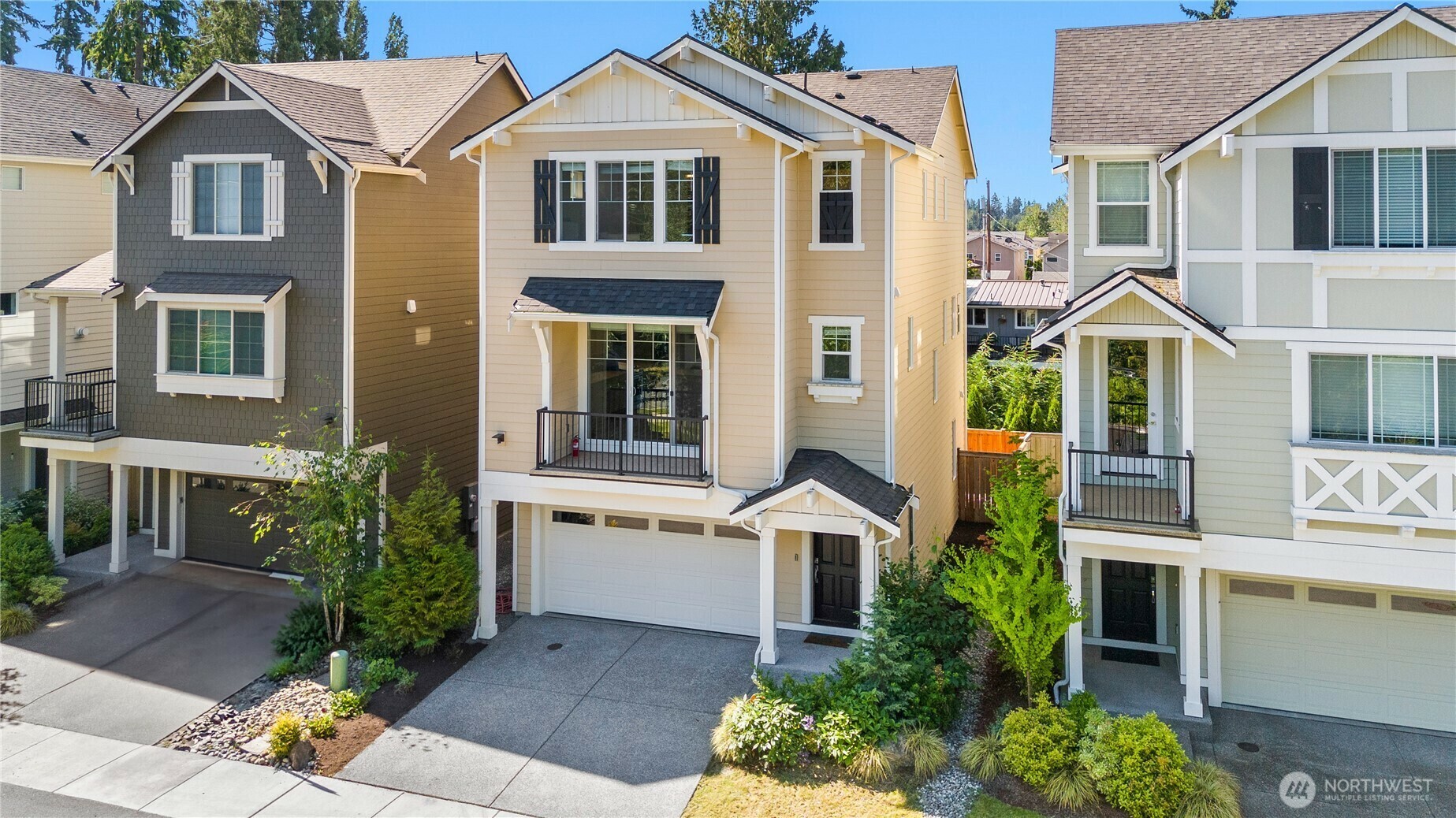 2204  176th Place SW  Lynnwood WA 98037 photo