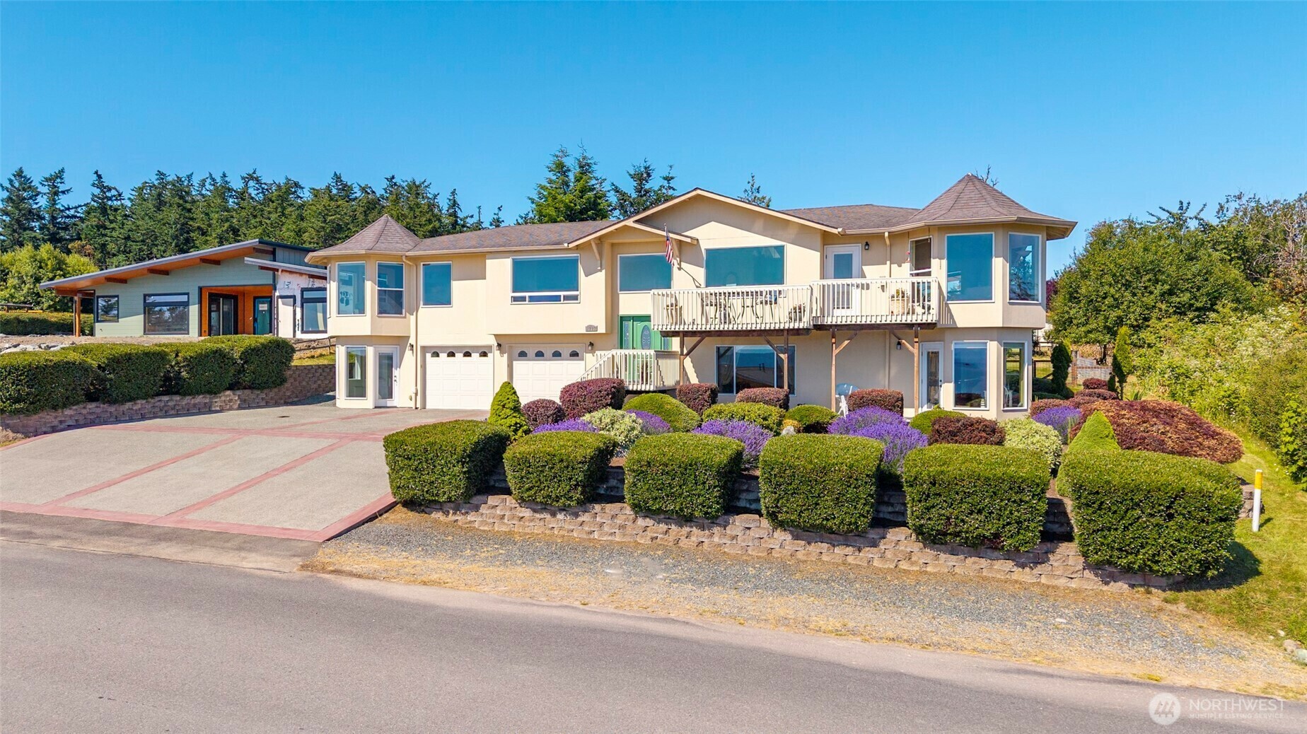 Property Photo: 1223 Rainier Lane WA 98277