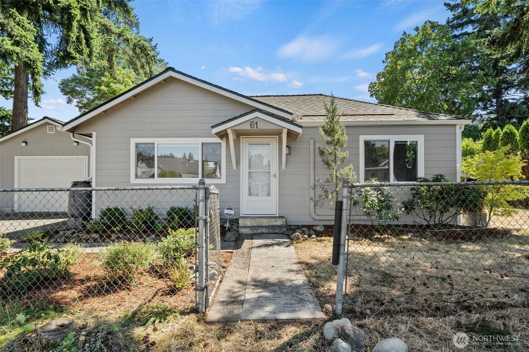 Property Photo: 610 128th Street S WA 98444