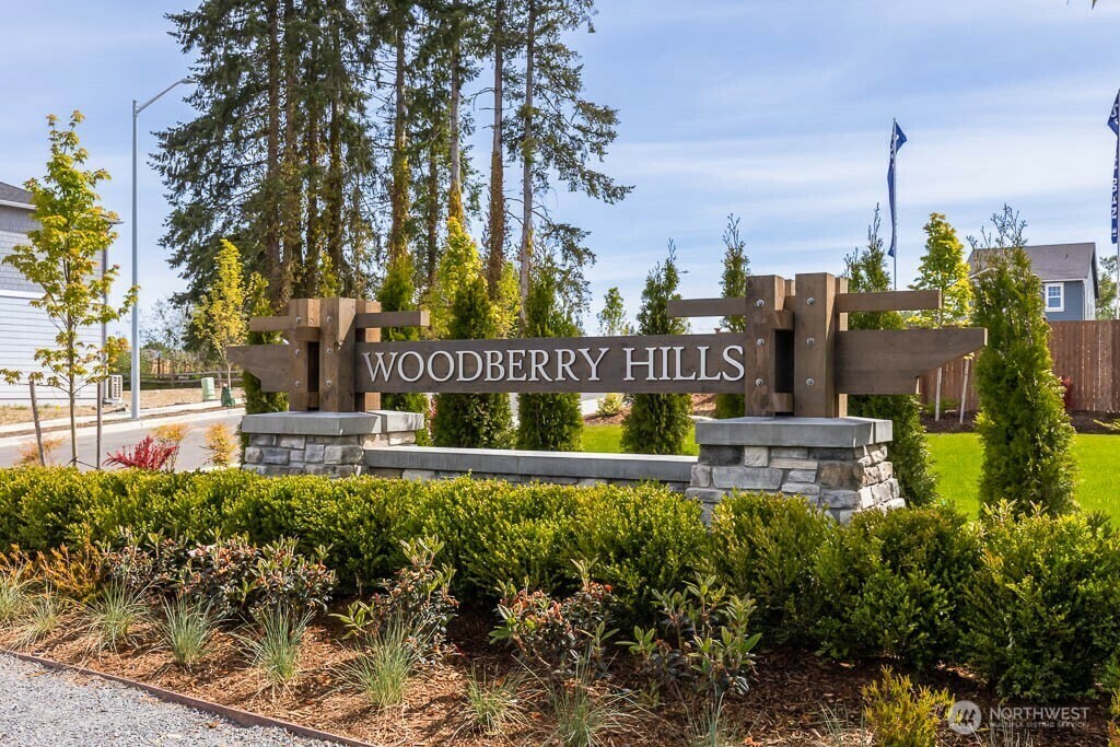 Property Photo: 214 18th Drive 100 WA 98290