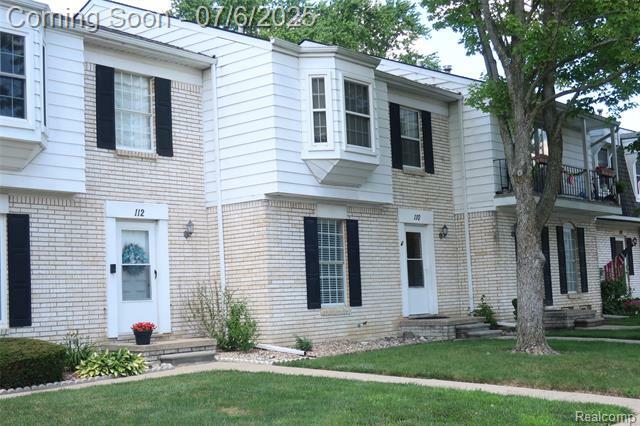 110 Stratford Lane  Rochester Hills MI 48309 photo