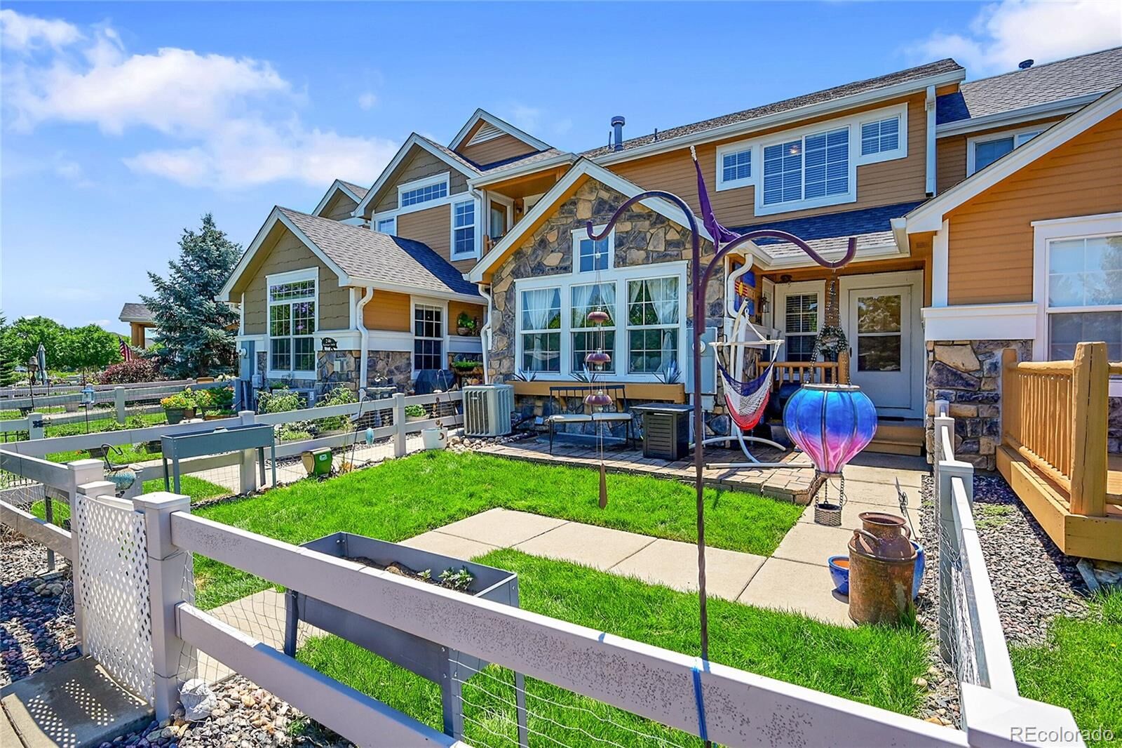 Property Photo:  248 Habitat Circle  CO 80550 