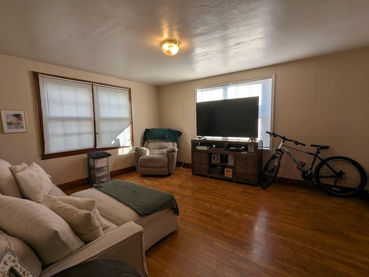 Property Photo: 525 4th Street NW TN 37311
