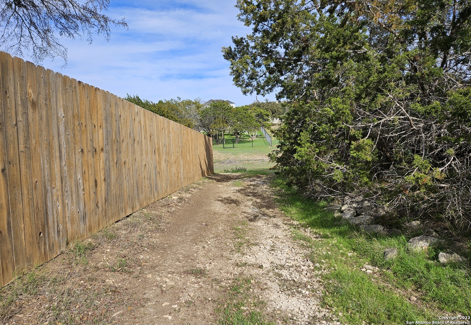 Property Photo: 526 Spacious Sky TX 78260