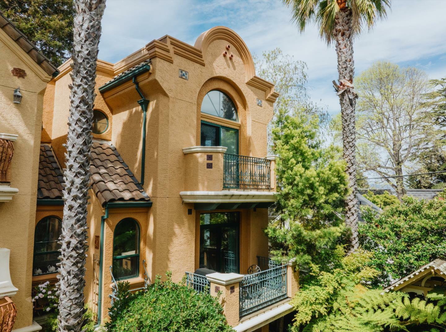 Property Photo: 233 Villa Mar Vista CA 95060