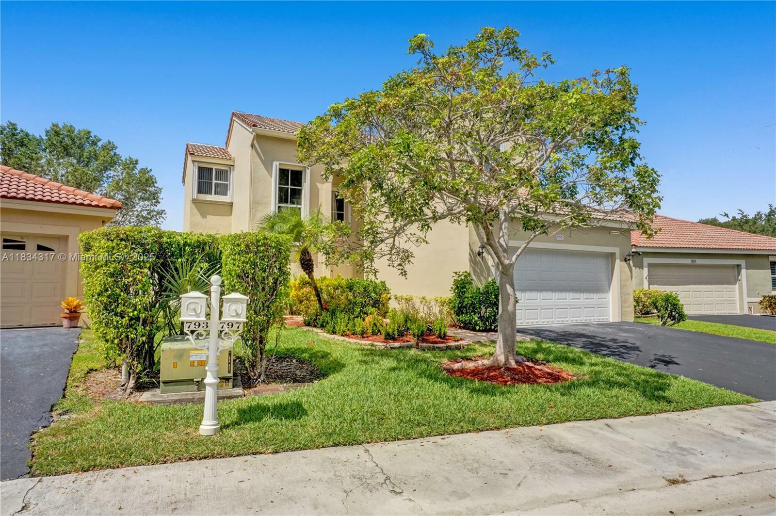 Property Photo: 797 Chimney Rock Rd FL 33327