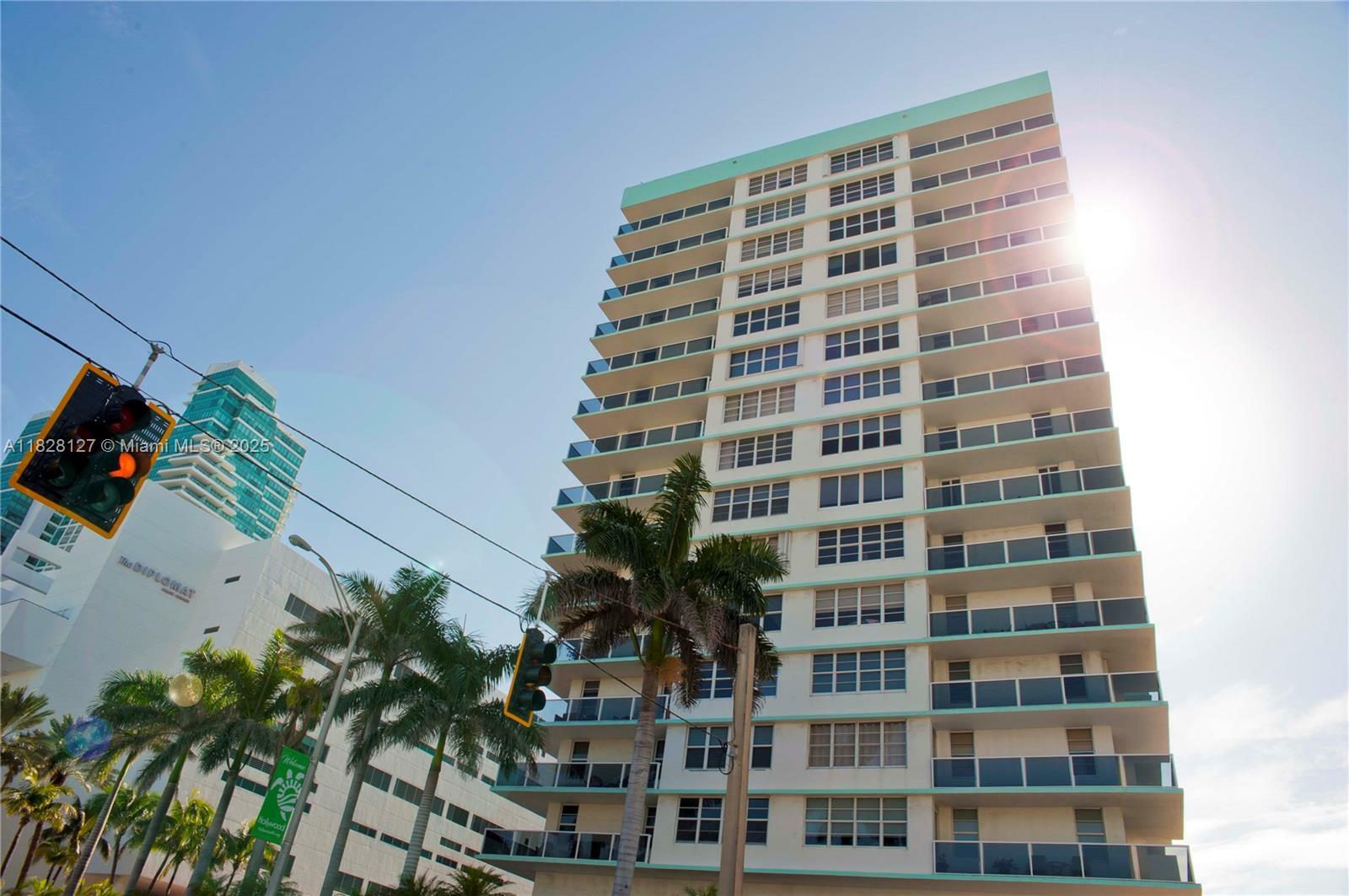 Property Photo:  3725 S Ocean Dr 717  FL 33019 