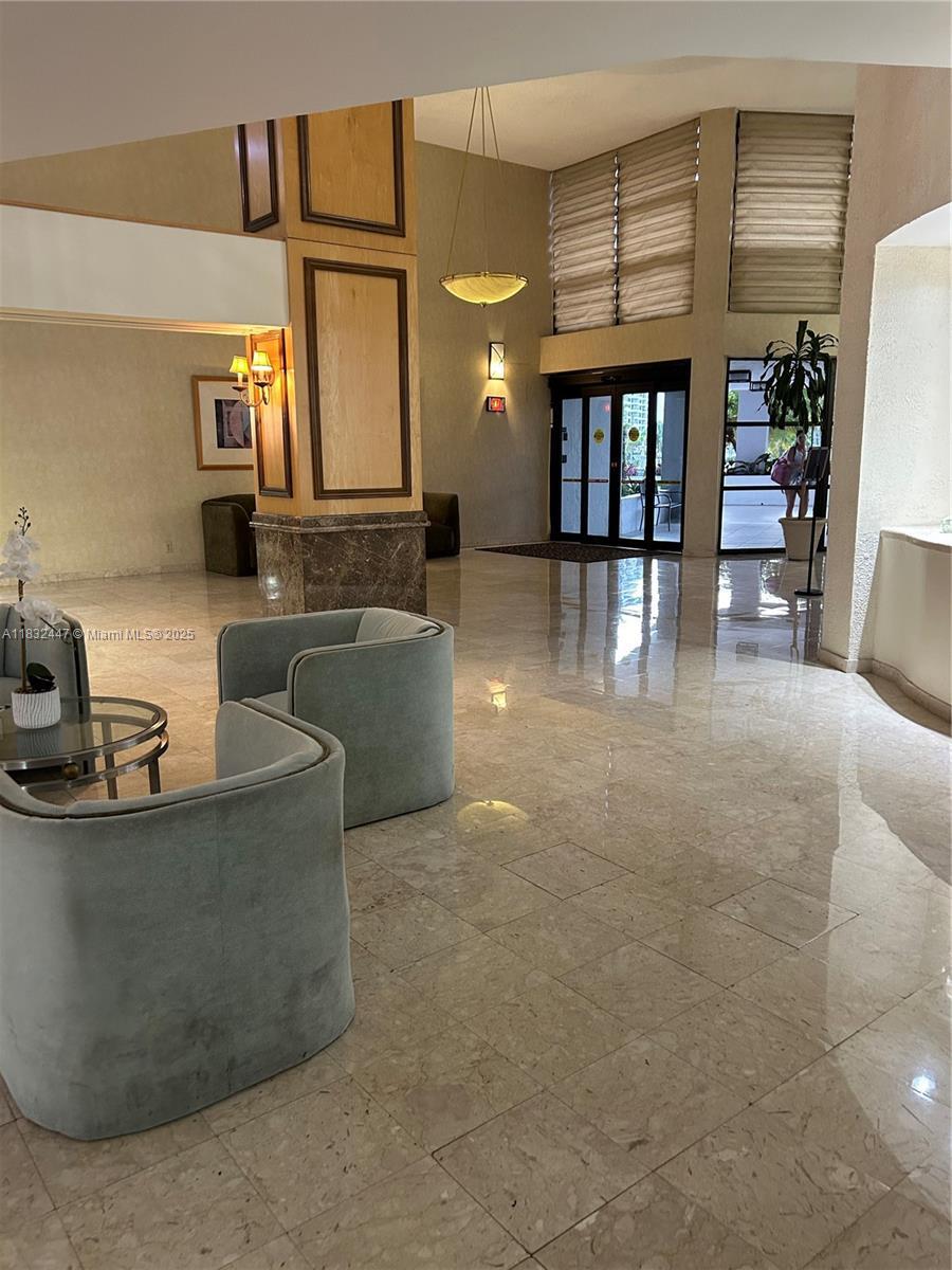 Property Photo: 600 Parkview Dr 204 FL 33009
