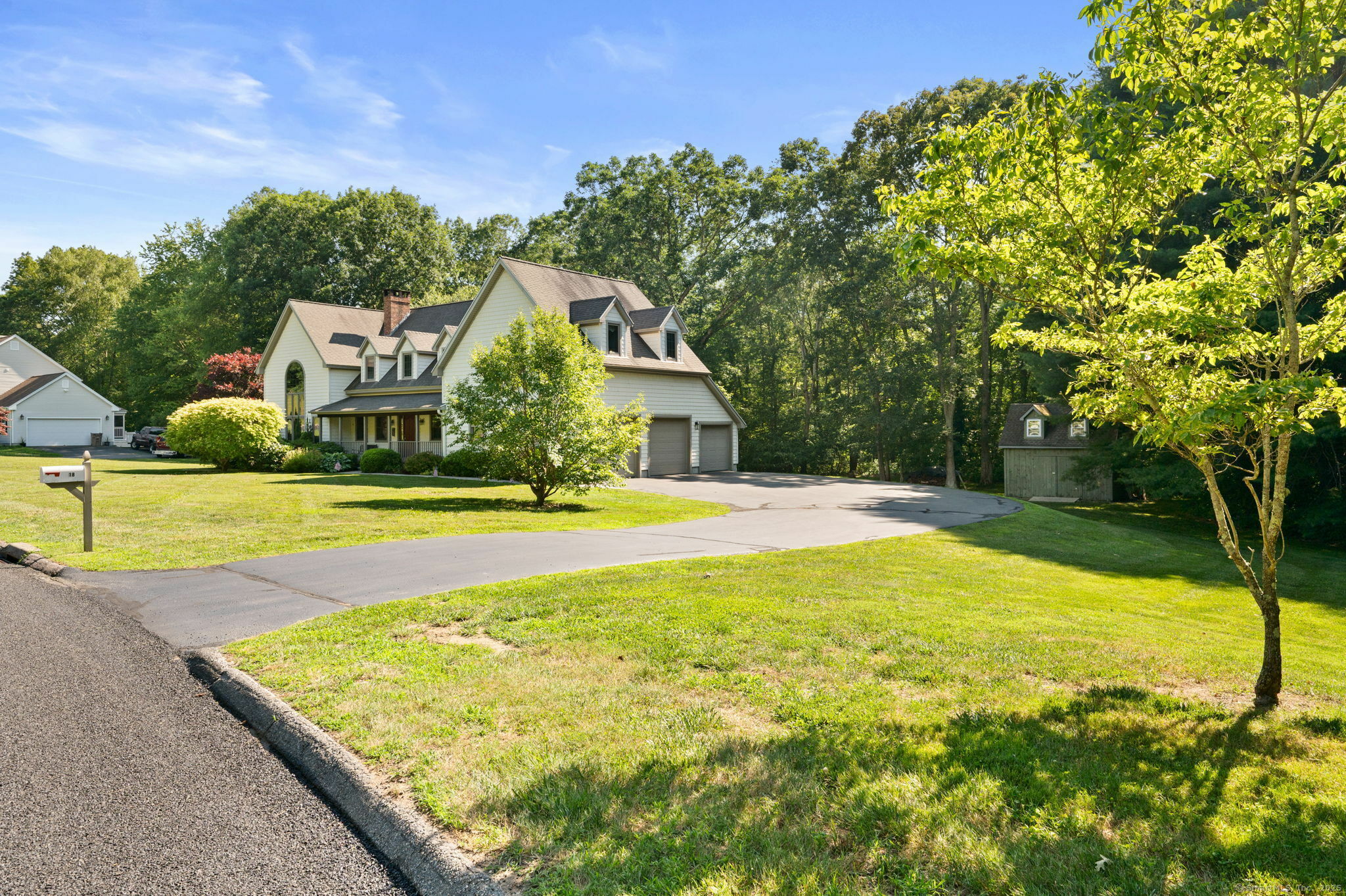 Property Photo:  18 Sandpiper Lane  CT 06333 