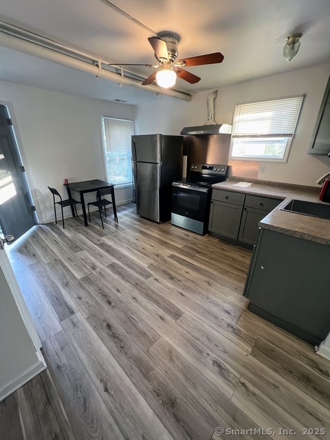 Property Photo:  93 Winchester Avenue 2  CT 06511 