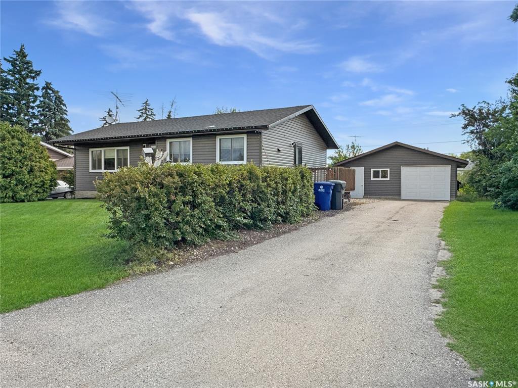 Property Photo: 316 Orton Street SK S0M 0N0