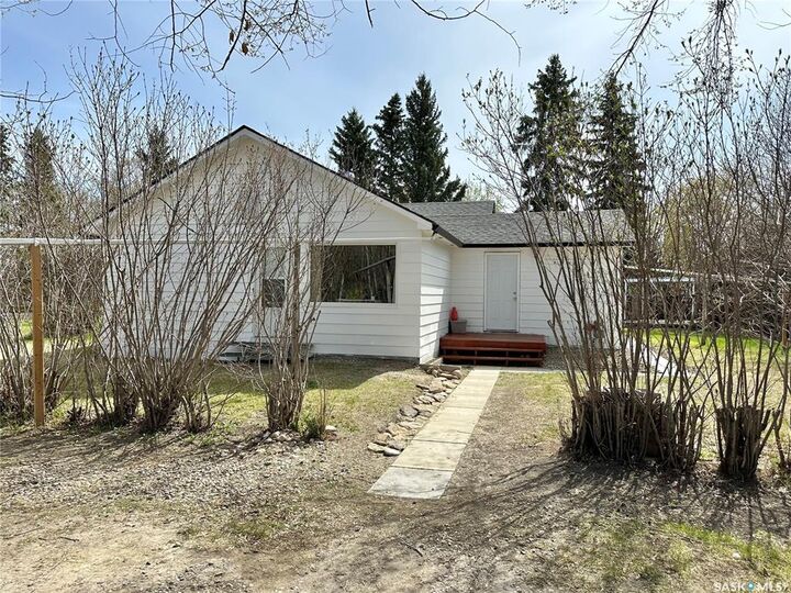 Property Photo:  107 Main Street  SK S0J 1V0 