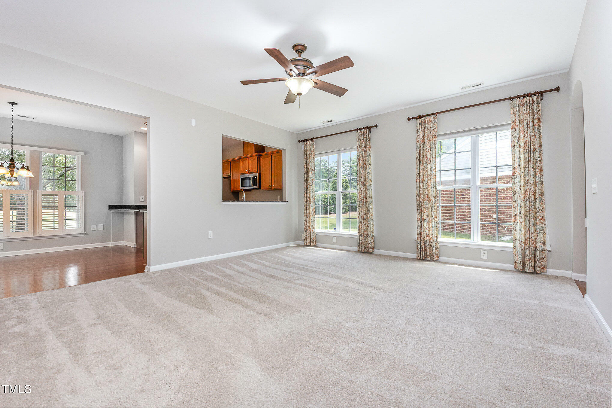 Property Photo: 732 Hornchurch Loop NC 27519