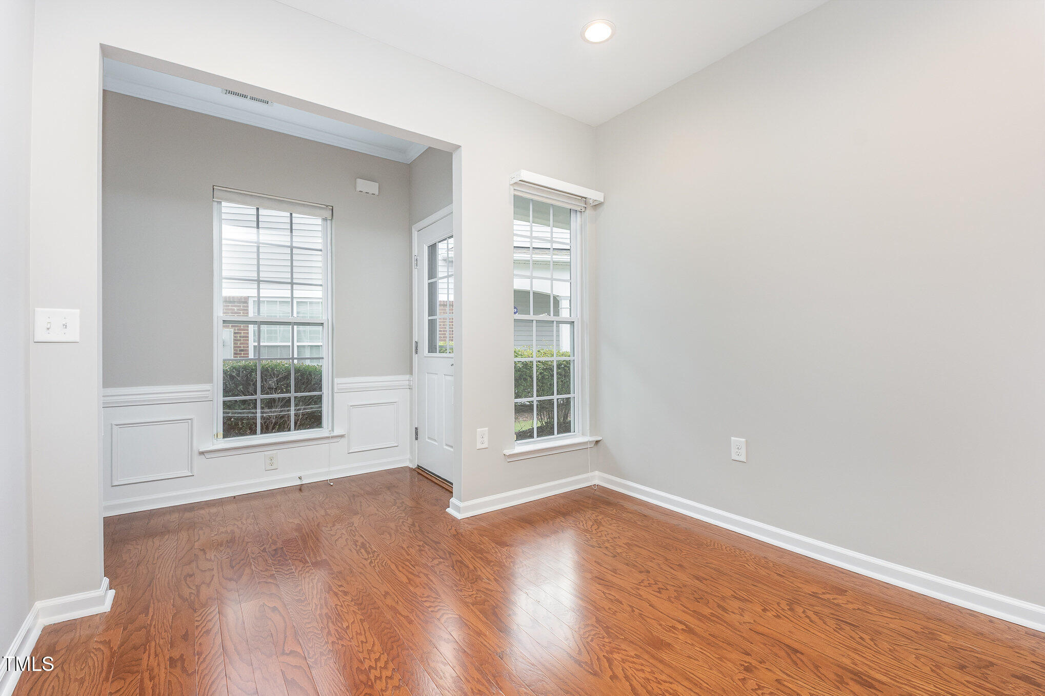Property Photo: 732 Hornchurch Loop NC 27519
