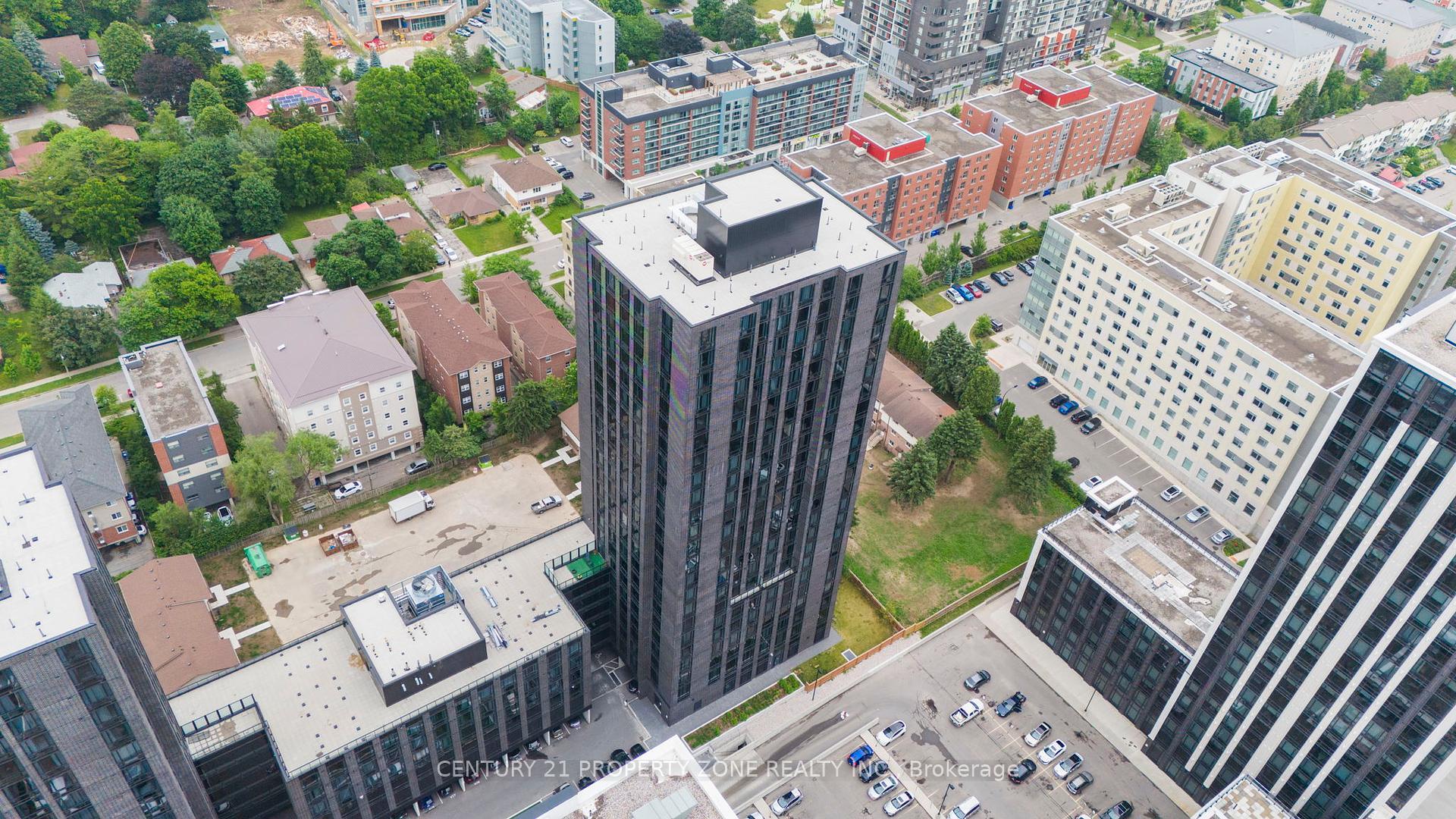 Photo de la propriété:  145 Columbia Street W 2429  ON N2L 0K7 