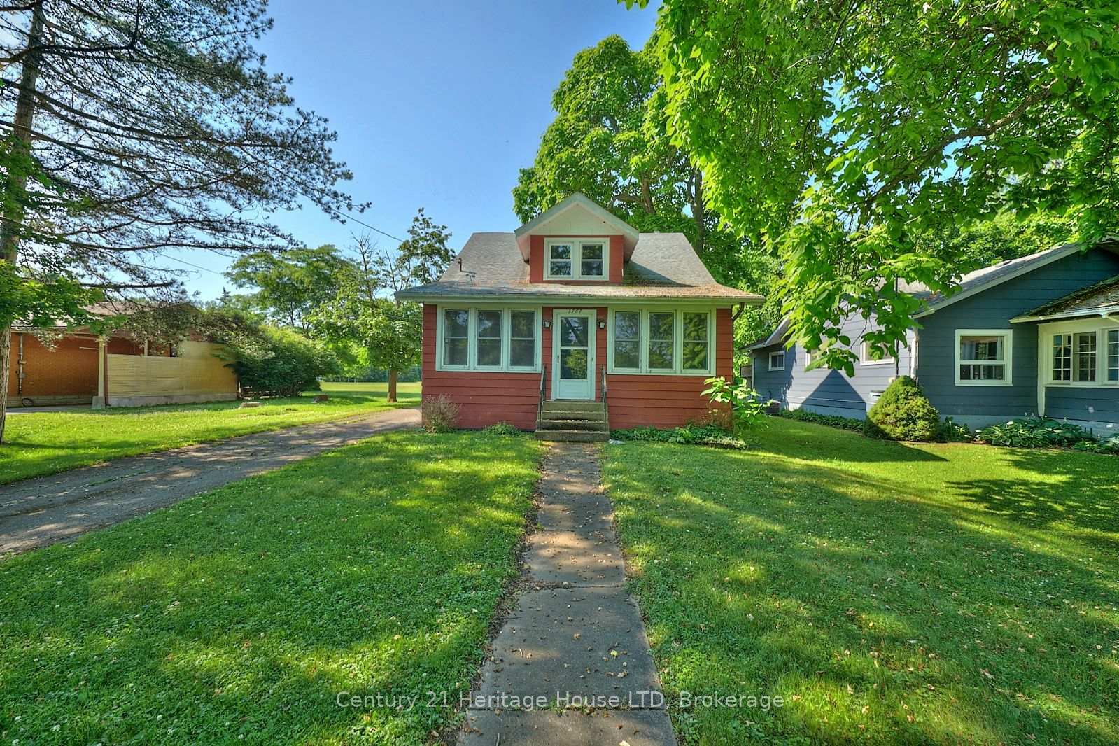 Property Photo: 3767 Highland Drive ON L0S 1N0