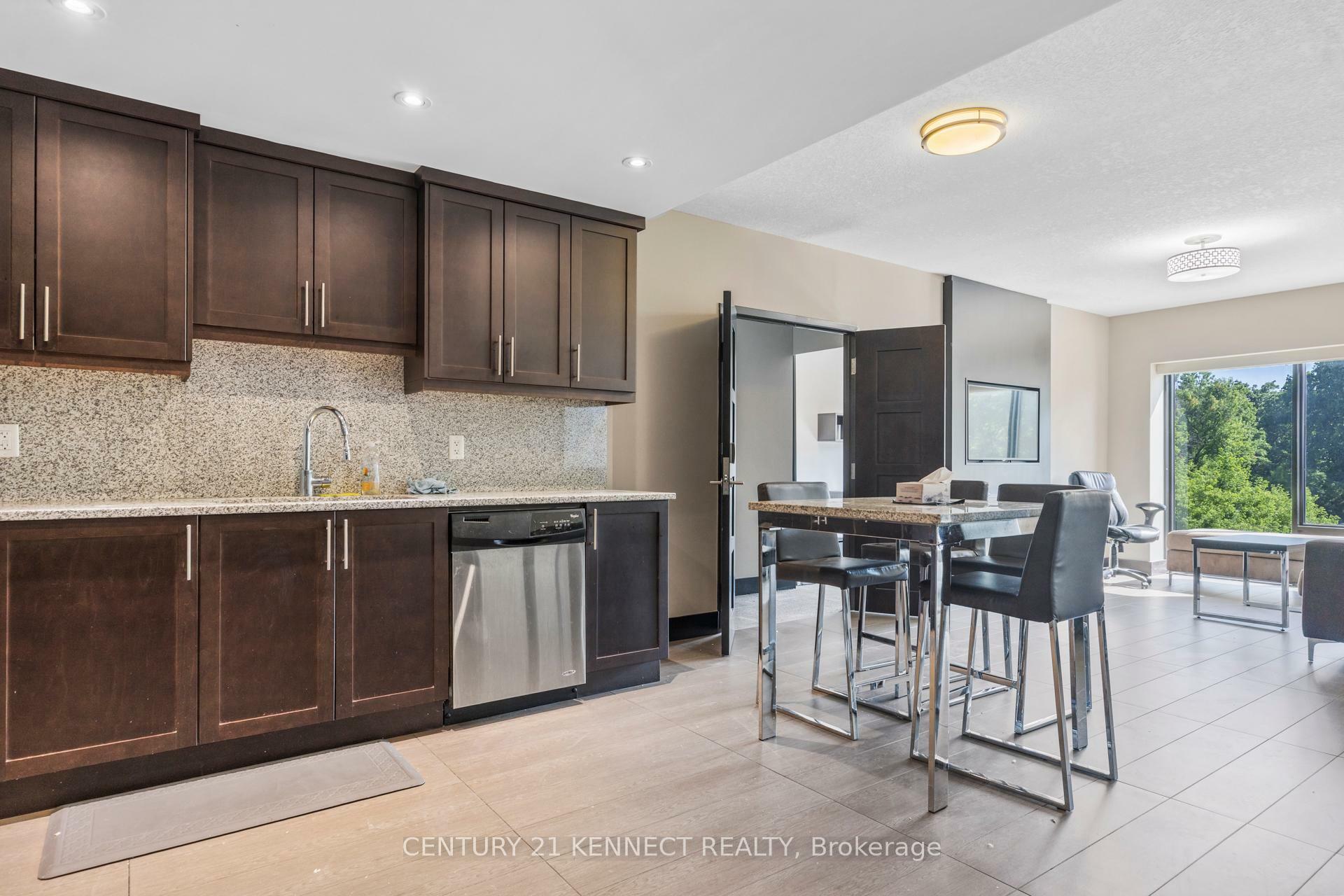 Property Photo: 1235 Richmond Street 417 ON N6A 0C1