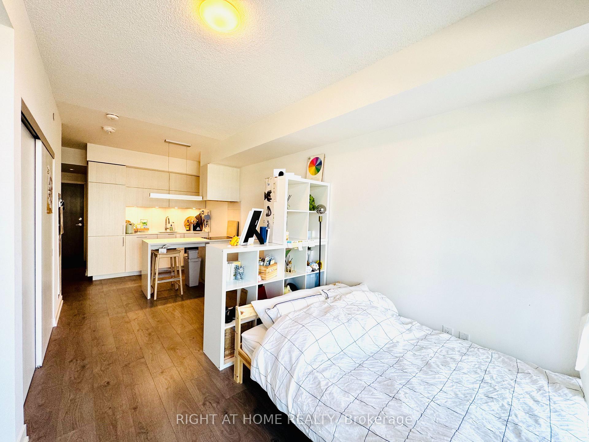 Property Photo:  20 Richardson Street 404  ON M5A 4J9 