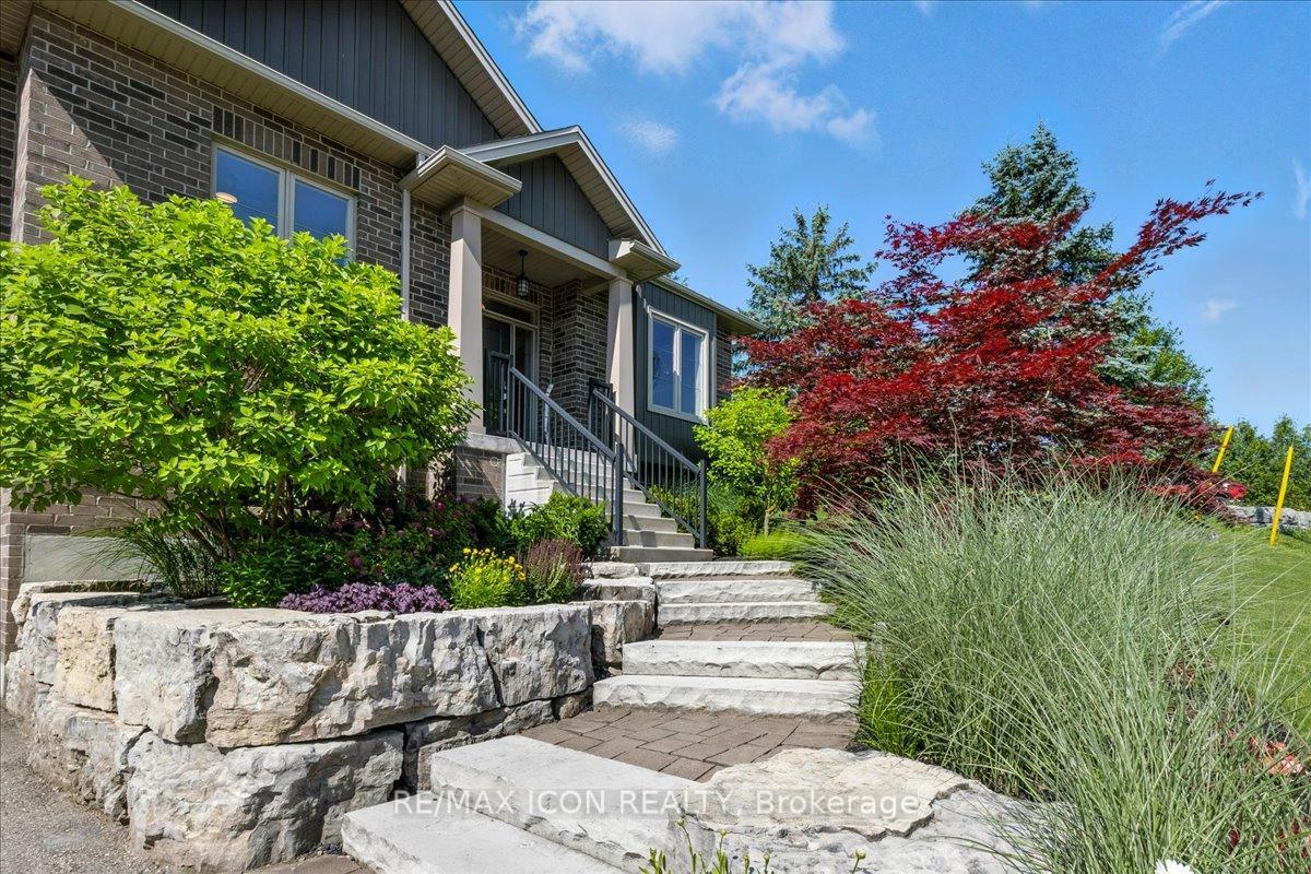 Property Photo: 14 Highview Street ON N0B 1A0