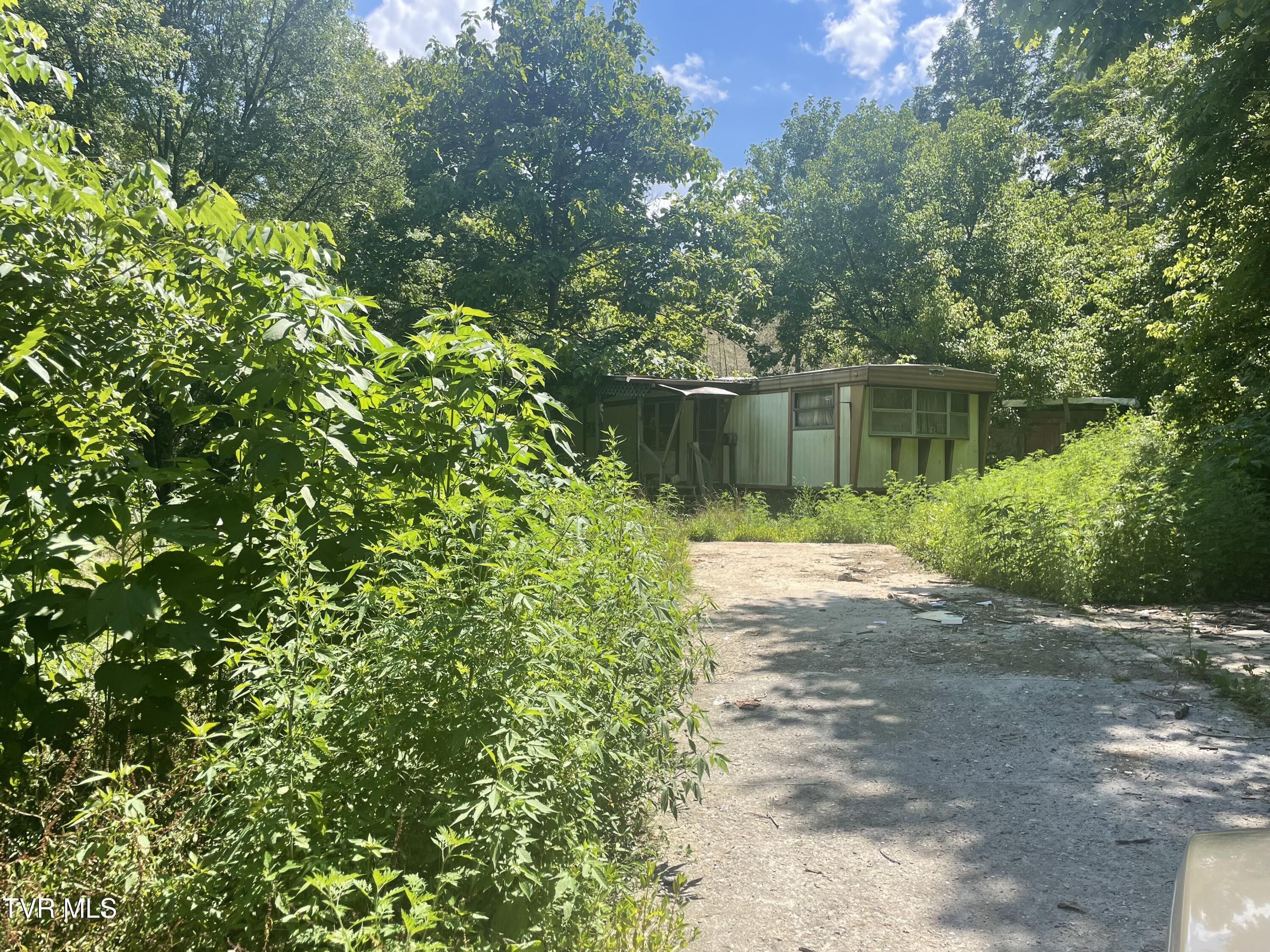 Property Photo:  517 Hood Road  TN 37660 