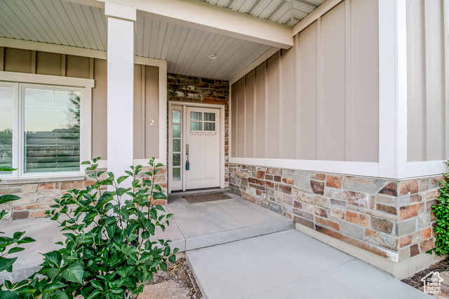 Property Photo: 75 E Red Pine Dr 2 UT 84004