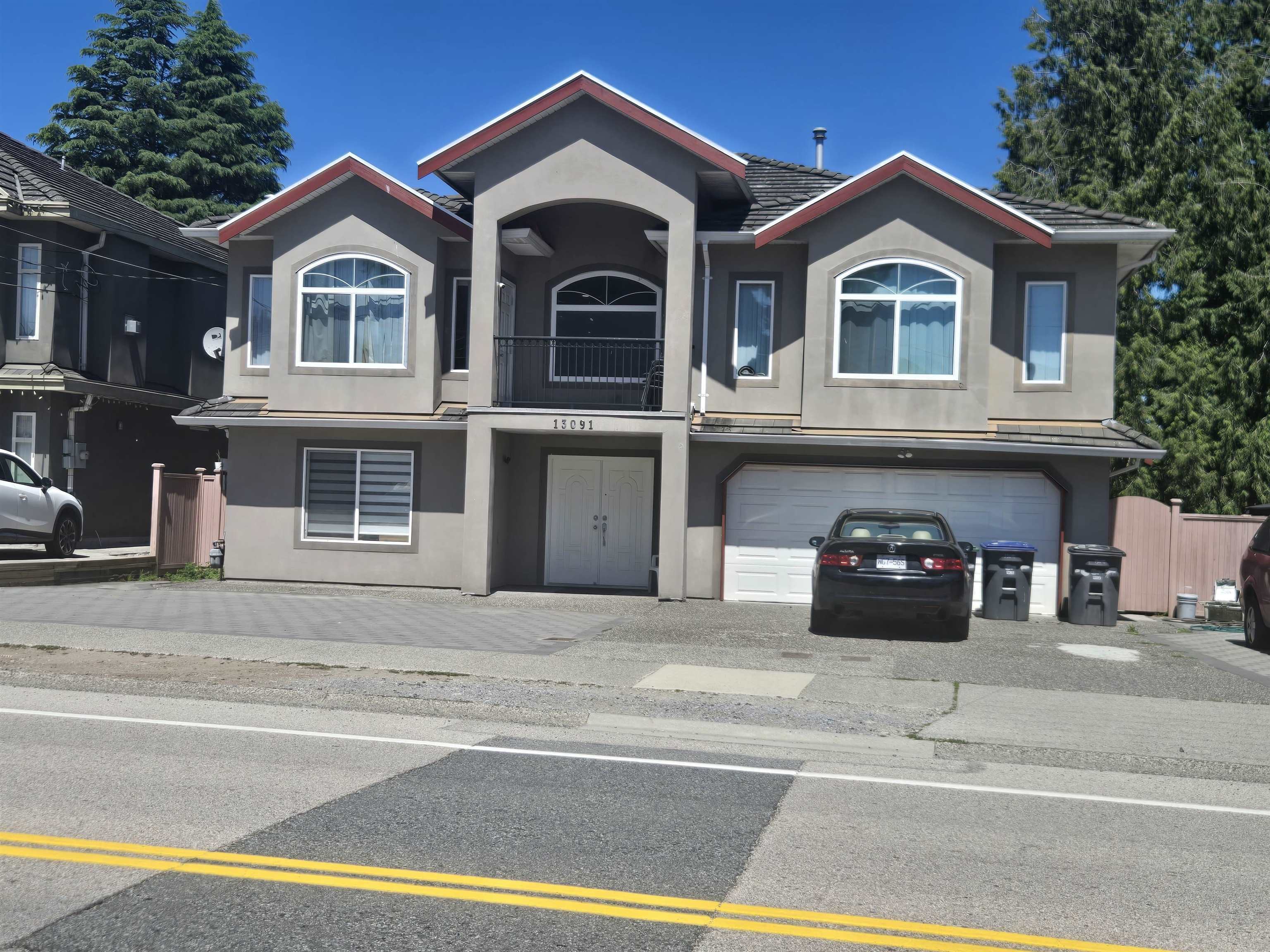 13091 68 Avenue  Surrey BC V3W 2E5 photo