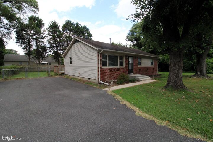 Property Photo:  202 Benjamin Avenue  MD 21804 