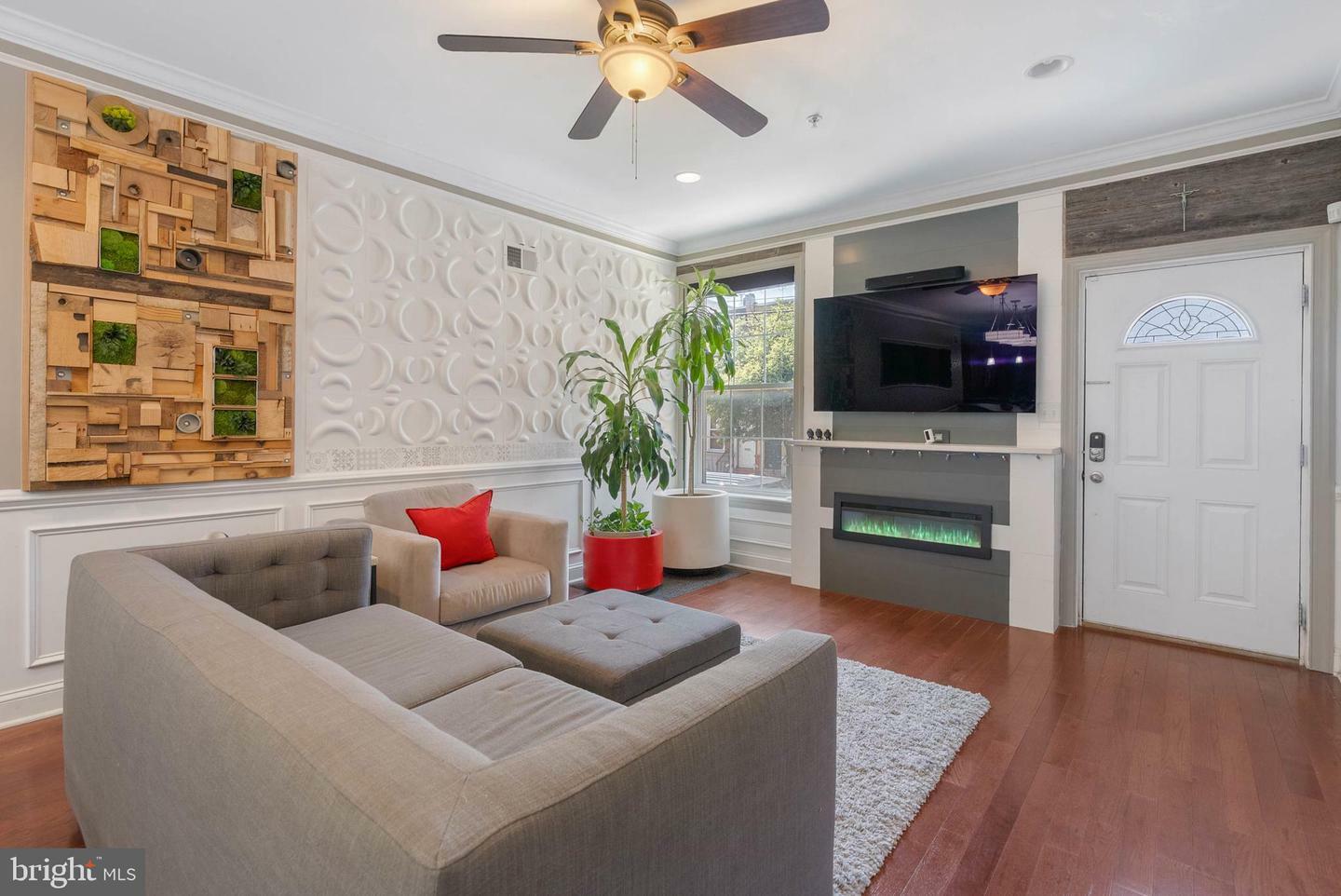 Property Photo: 535 Mifflin Street PA 19148