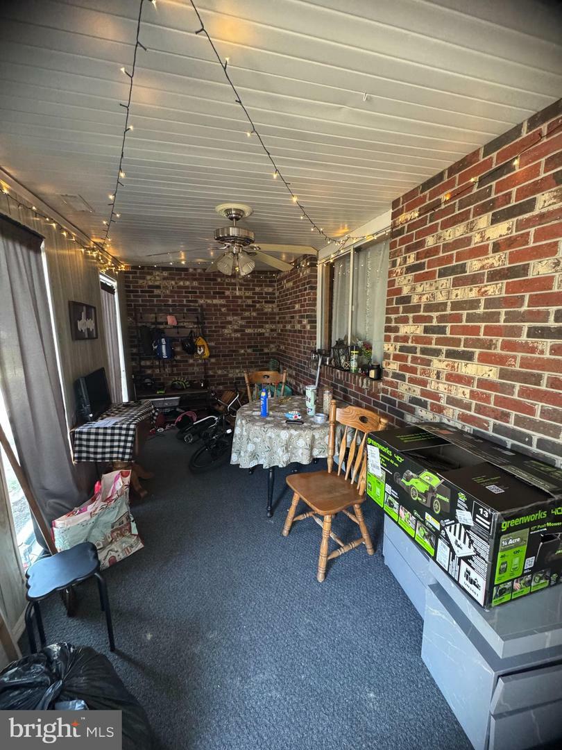 Property Photo: 9 Winnebago Trail NJ 08015