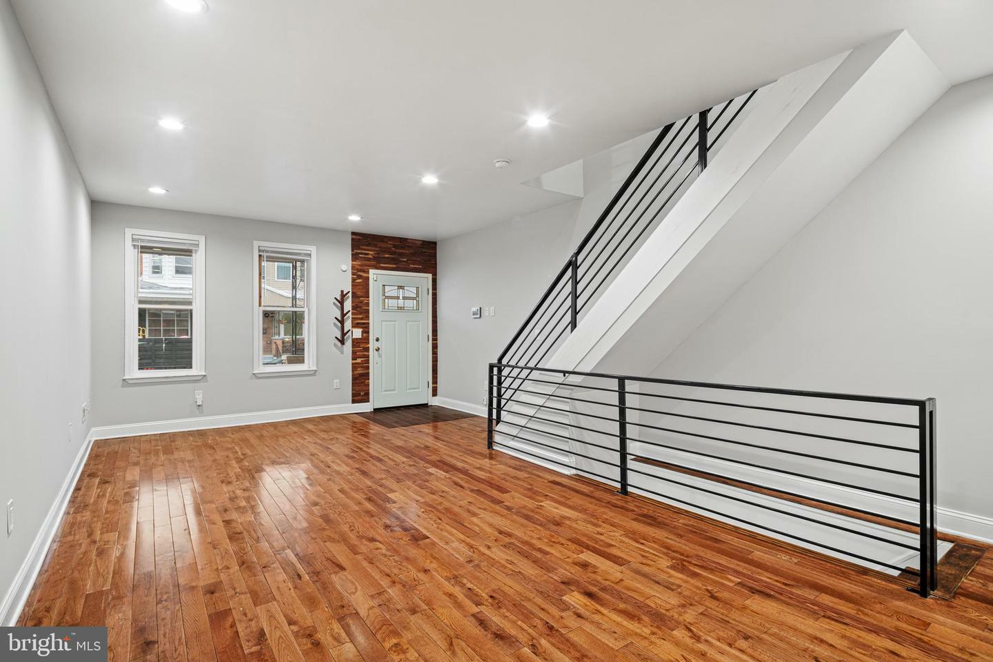 2336 E Clearfield Street  Philadelphia PA 19134 photo