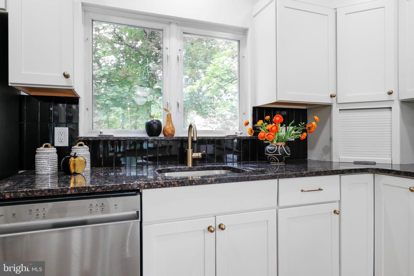 Property Photo: 253 W Central Avenue NJ 08012