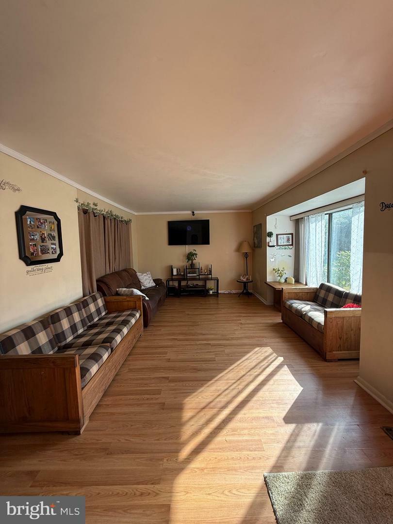 170 Bennington Drive  Hightstown NJ 08520 photo