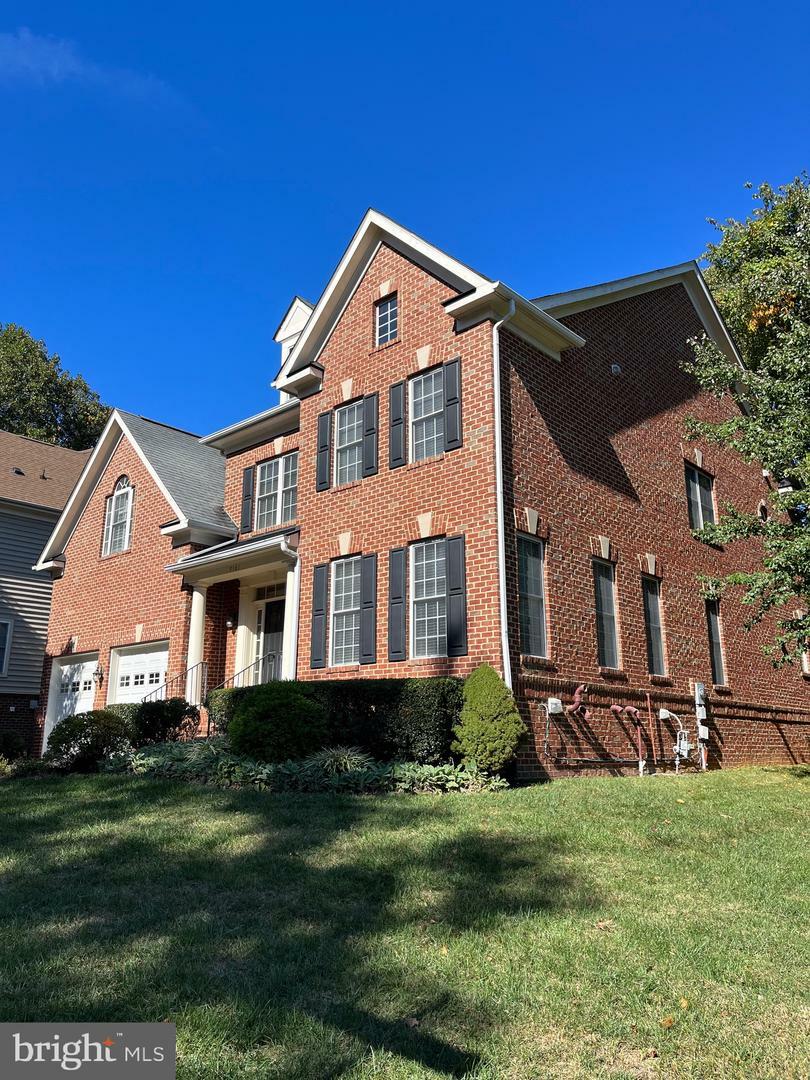 Property Photo: 9161 Moonstone Drive VA 22031