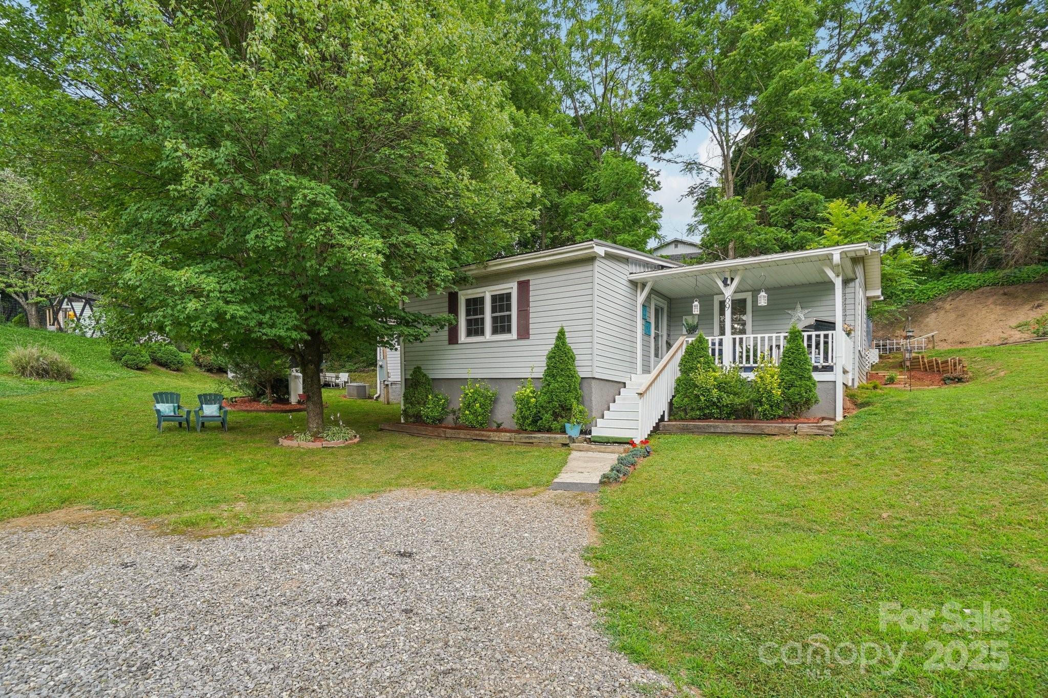 Property Photo: 69 Devlin Street NC 28716