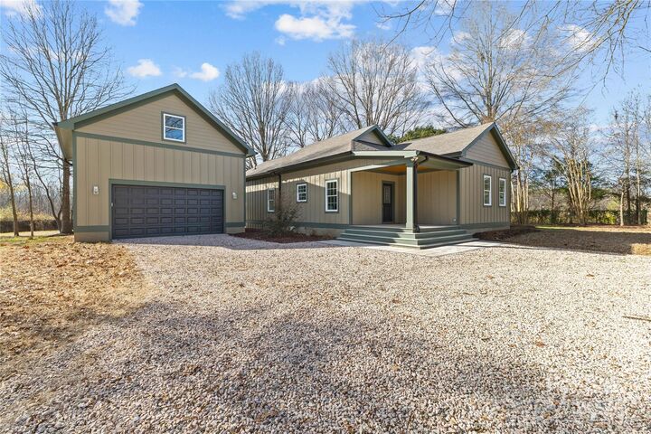 Property Photo: 7187 Sherrills Ford Road NC 28673