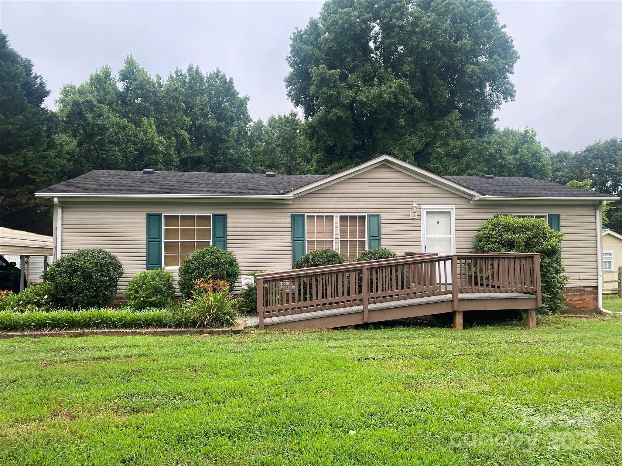 Property Photo:  117 Haystack Lane  NC 28660 