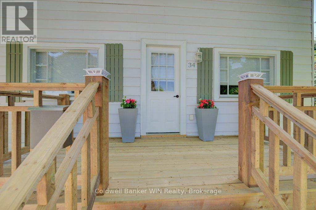 Property Photo: 34 Clarke Street South ON N0G 1M0