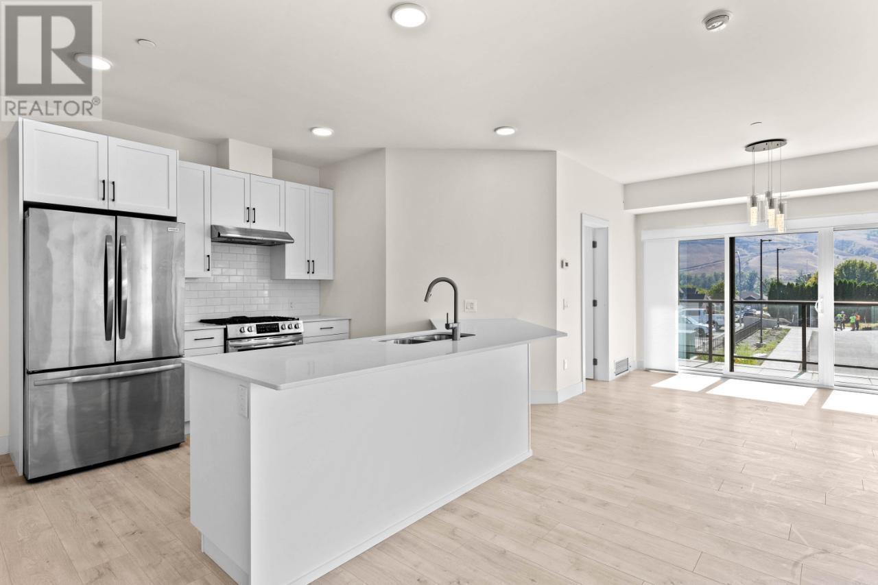 Property Photo: 651 Dunes Drive 102 BC V2B 8M8