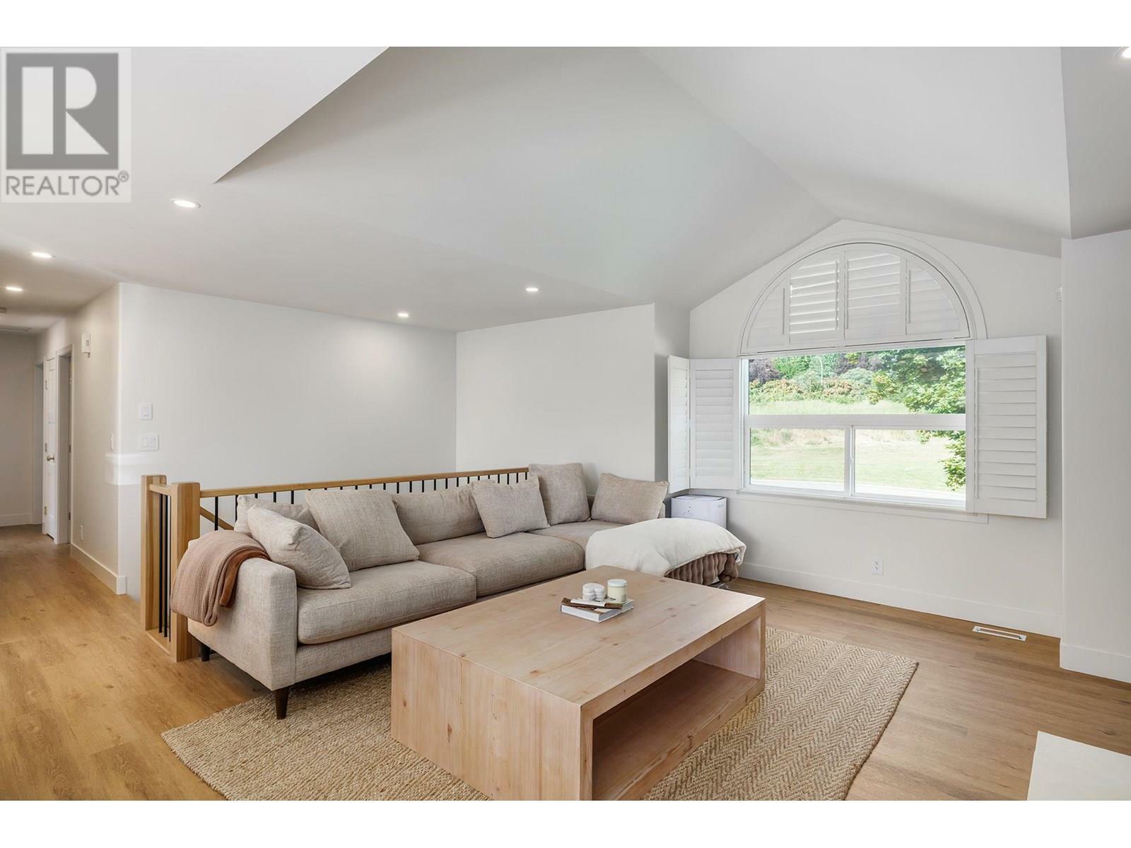 Property Photo: 3617 Glen Abbey Court BC V4T 2N1