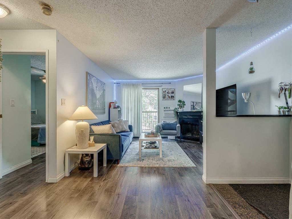Property Photo: 654 Kenaston Boulevard MB R3N 2A1