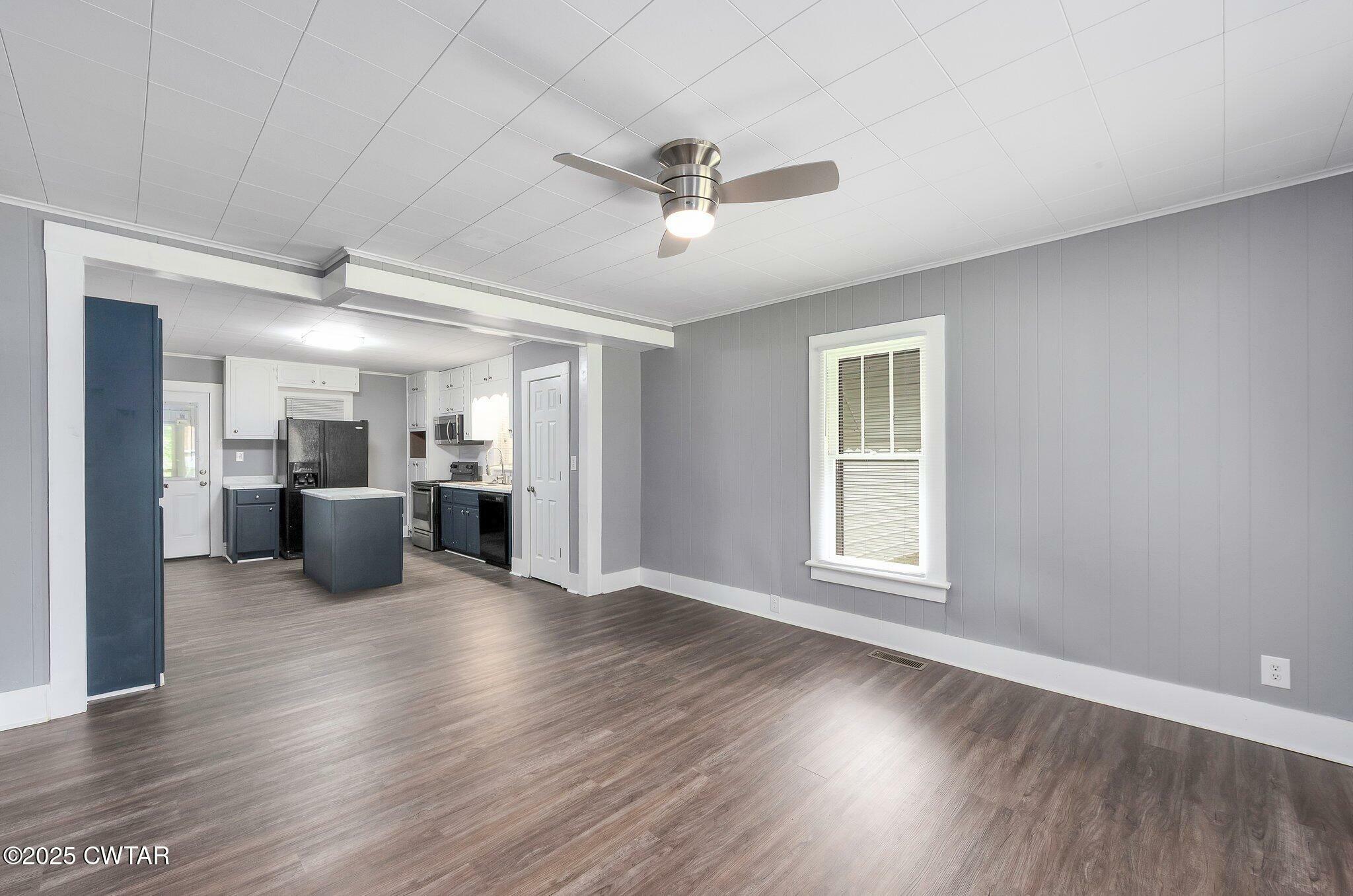 Property Photo: 63 Grove Avenue TN 38301