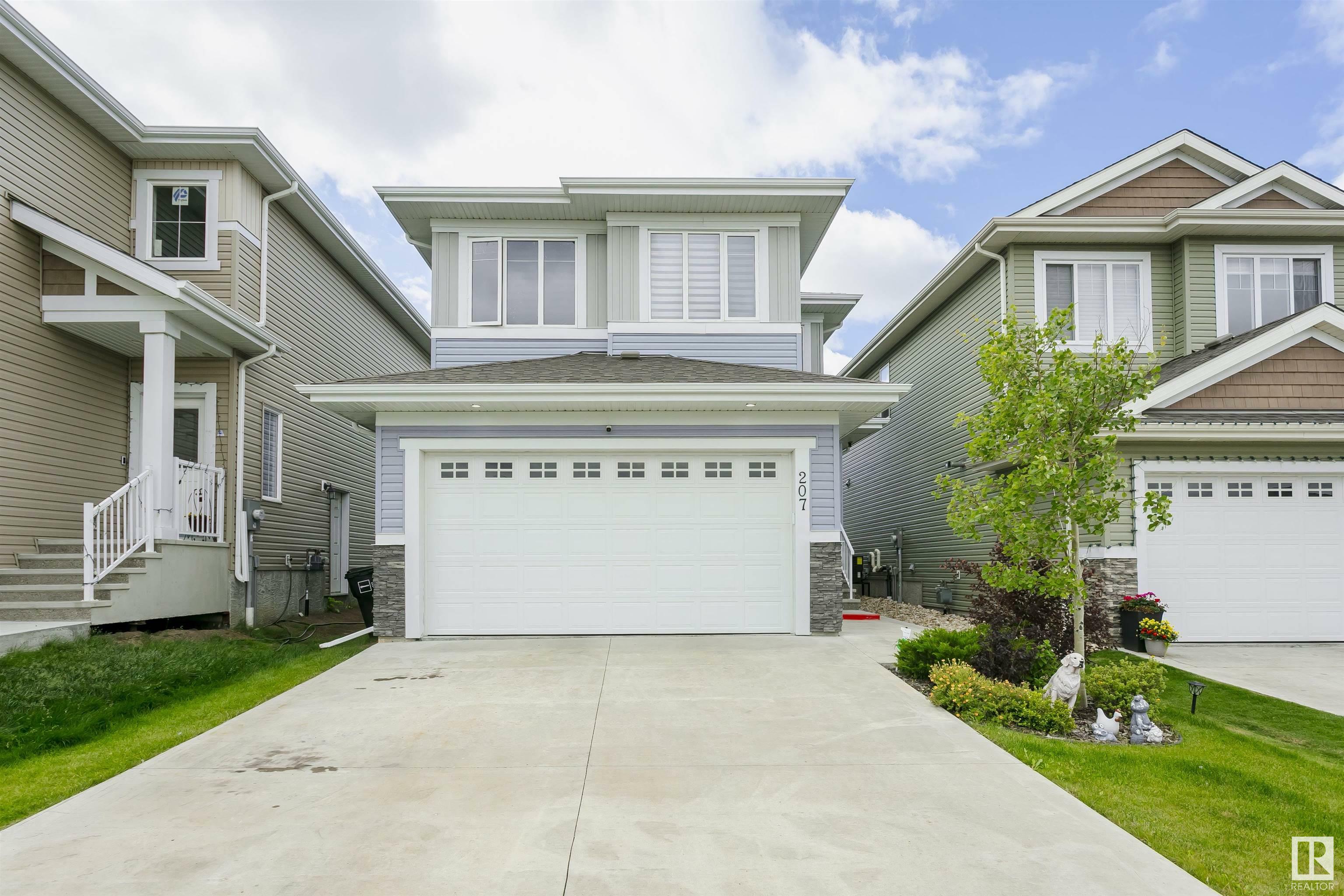 207 42 Avenue NW  Edmonton AB T6T 2C8 photo