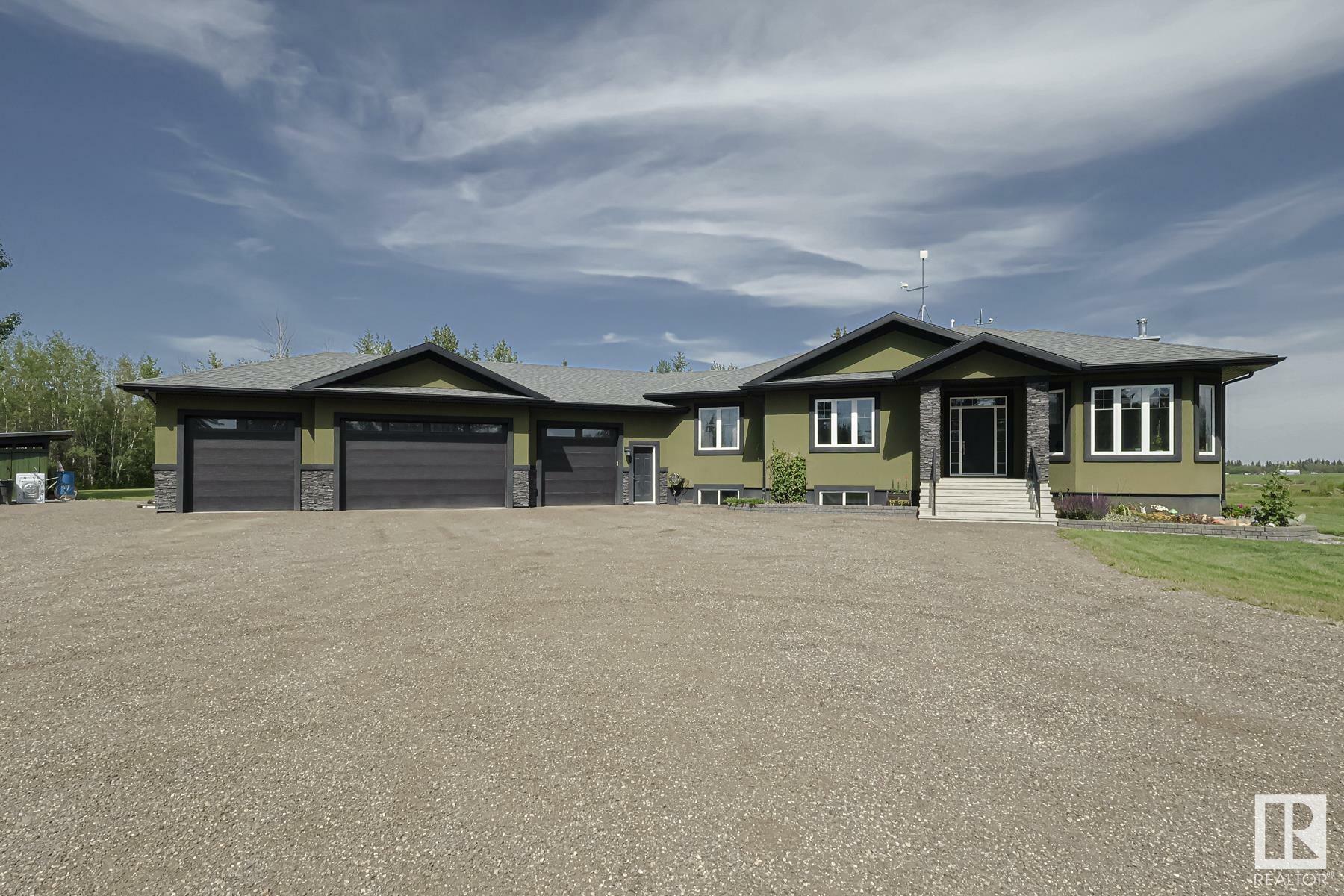 Property Photo: 11, 53219 Rge Road 271 AB T7X 3L9