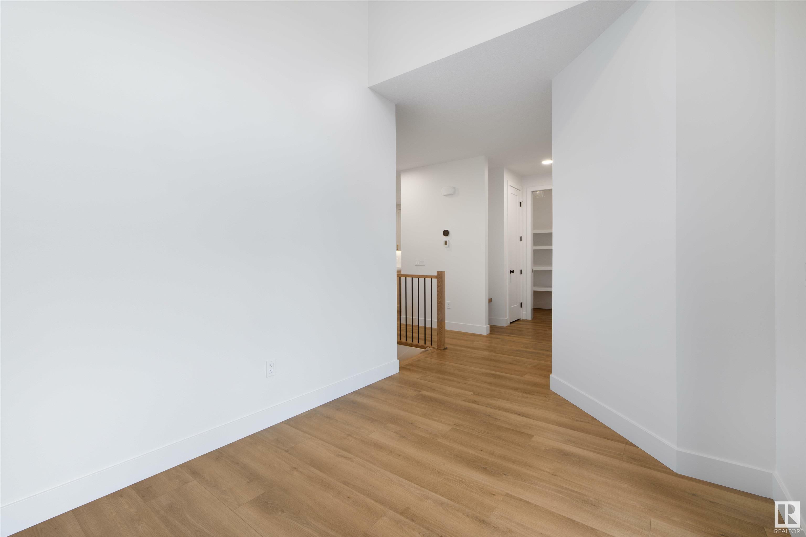 Property Photo: 3 Sydwyck Circle AB T7X 0A0