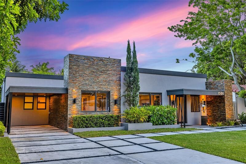Property Photo:  1508 NE 18th Street  FL 33305 