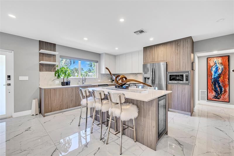 Property Photo:  1508 NE 18th Street  FL 33305 