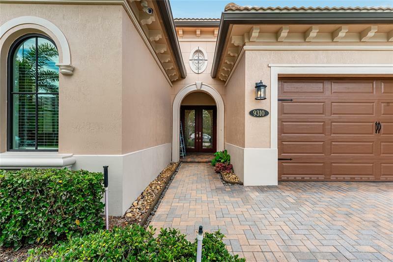 Property Photo: 9310 Meridian Drive E. FL 33076