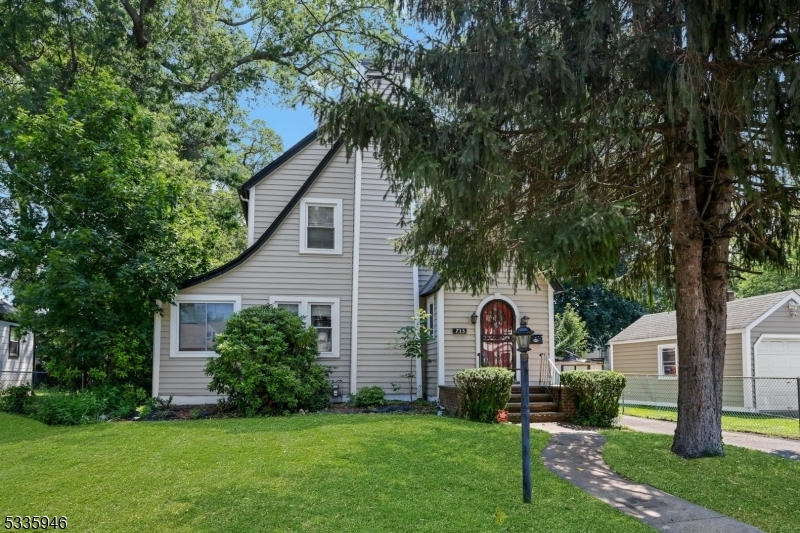 Property Photo: 729 Hillside Ave NJ 07060
