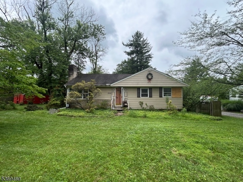 Property Photo: 2044 Washington Valley Rd NJ 08836