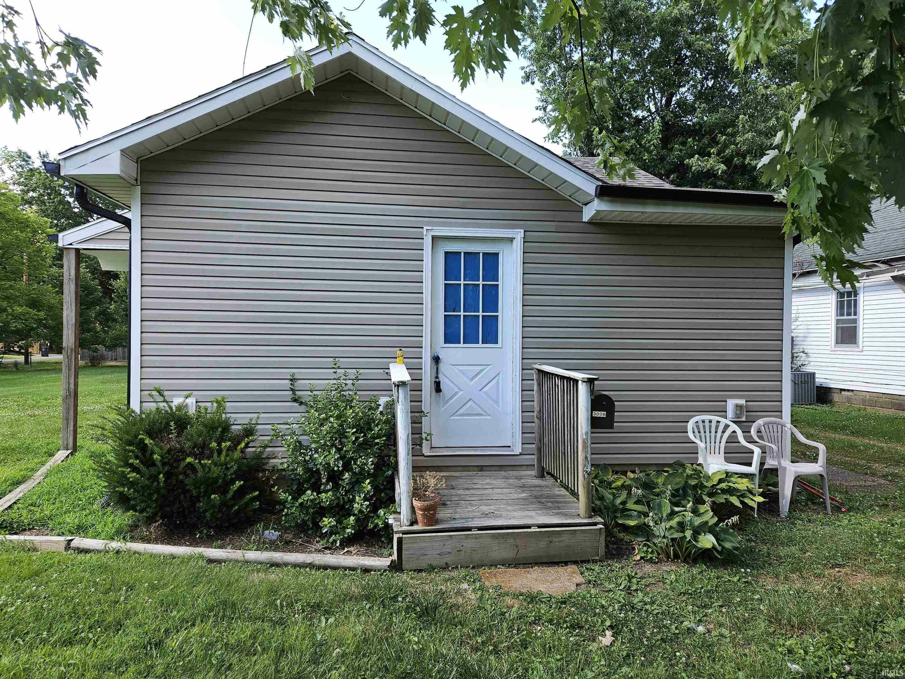 Property Photo: 3006 Sweetser Avenue IN 47714